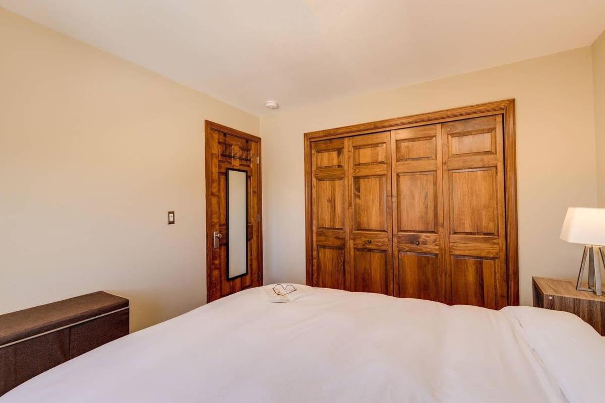 Holiday home Cozy Red Roost Essential Getaway